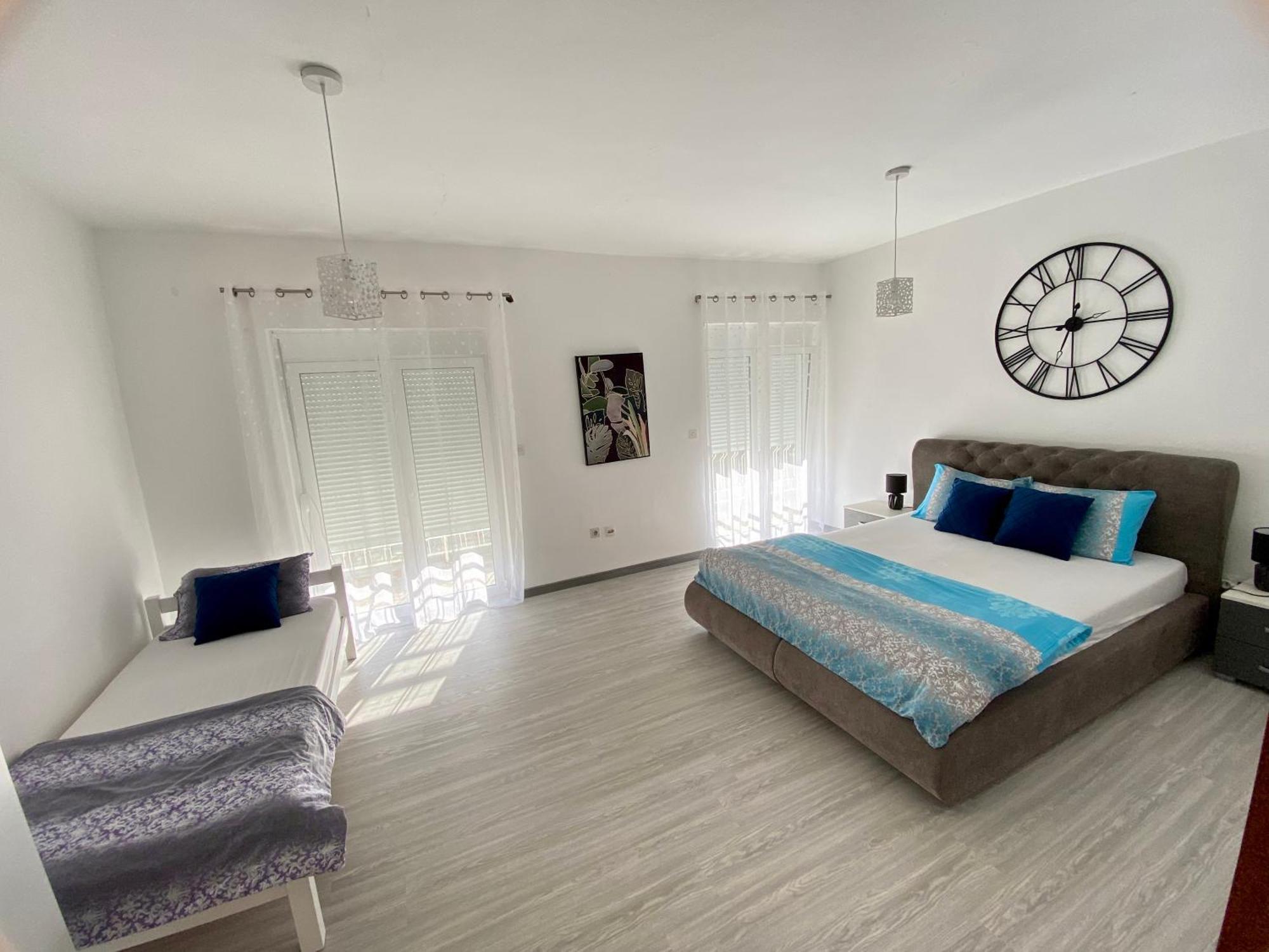 Banicevic Apartmani Ðenovići Buitenkant foto